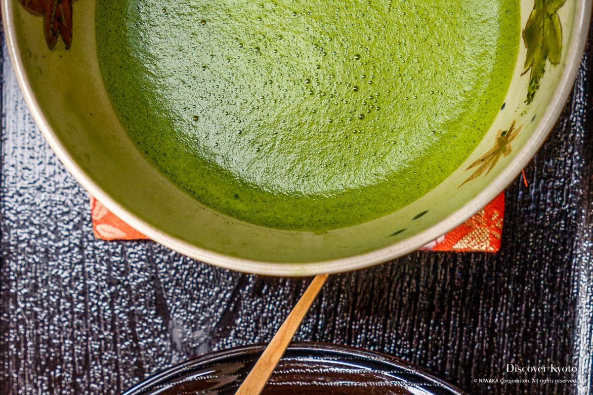 Green Tea in Kyoto Shichijo Kanshundo Tea Close-Up