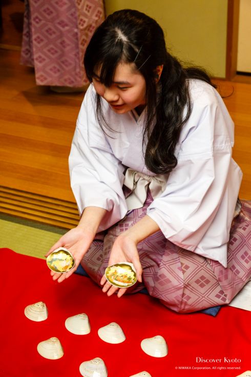 Kai-awase played during Hiina Matsuri at Ichihime Shrine.