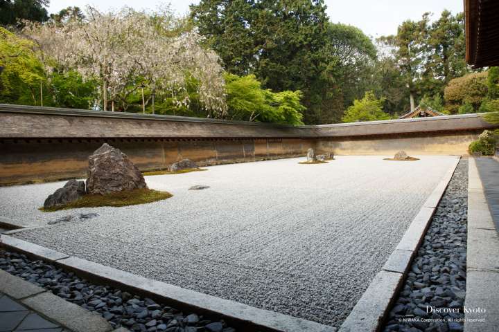 Zen rock garden at Ryōan-ji.