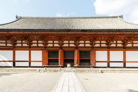 Tō-ji's Kōdō Hall.