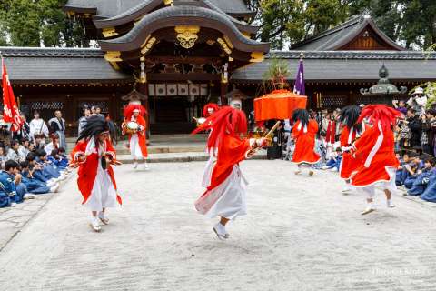 Long oni wigs at Yasurai Matsuri at Imamiya Shrine.