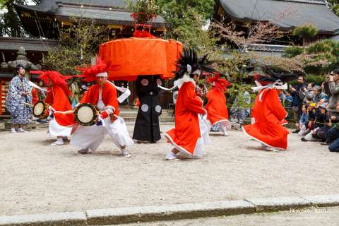 Dancers at the Yasurai Matsuri at Imamiya Shrine.