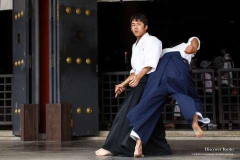 Aikidō throwing techniques demonstrated at the 2014 Yoshitsune-sai at Kurama-dera.
