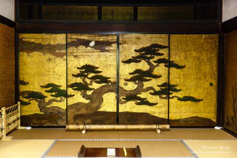 Keishun-in Gold Pine Kano Painting