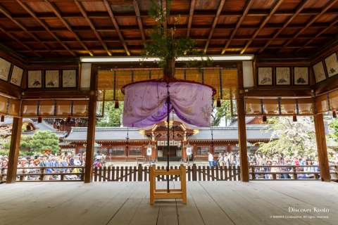 The Haiden during Yasurai Matsuri at Imamiya Shrine.