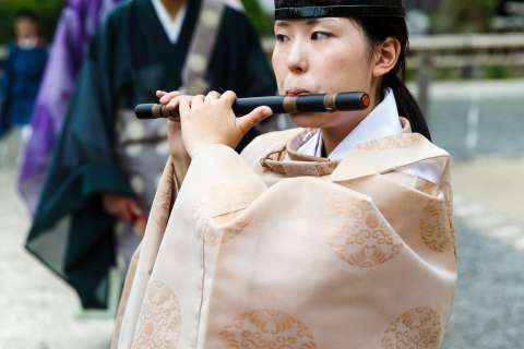 The ritual begins at Takekiri-eshiki at Kurama-dera.